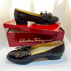 Vintage EUC Salvatore Ferragamo 8 1/2 B Loafer with box